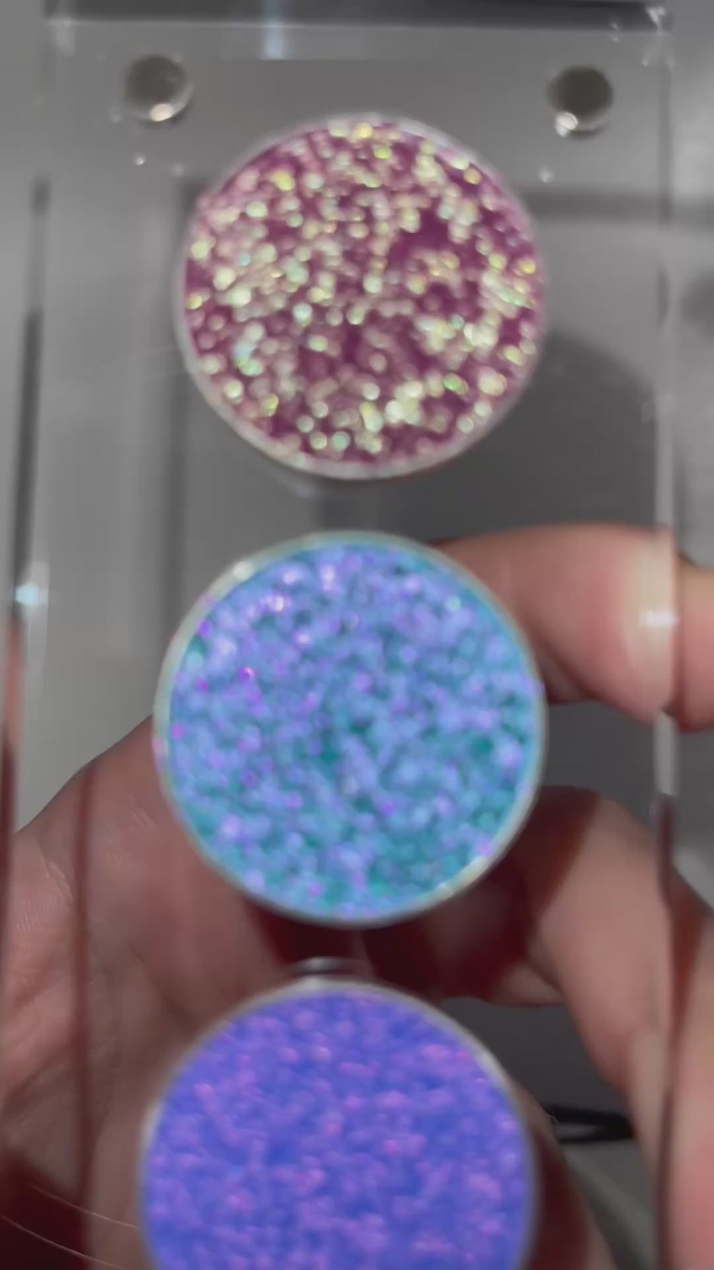 Paleta farduri-pigmenti presati Luxury Glam Palette 03